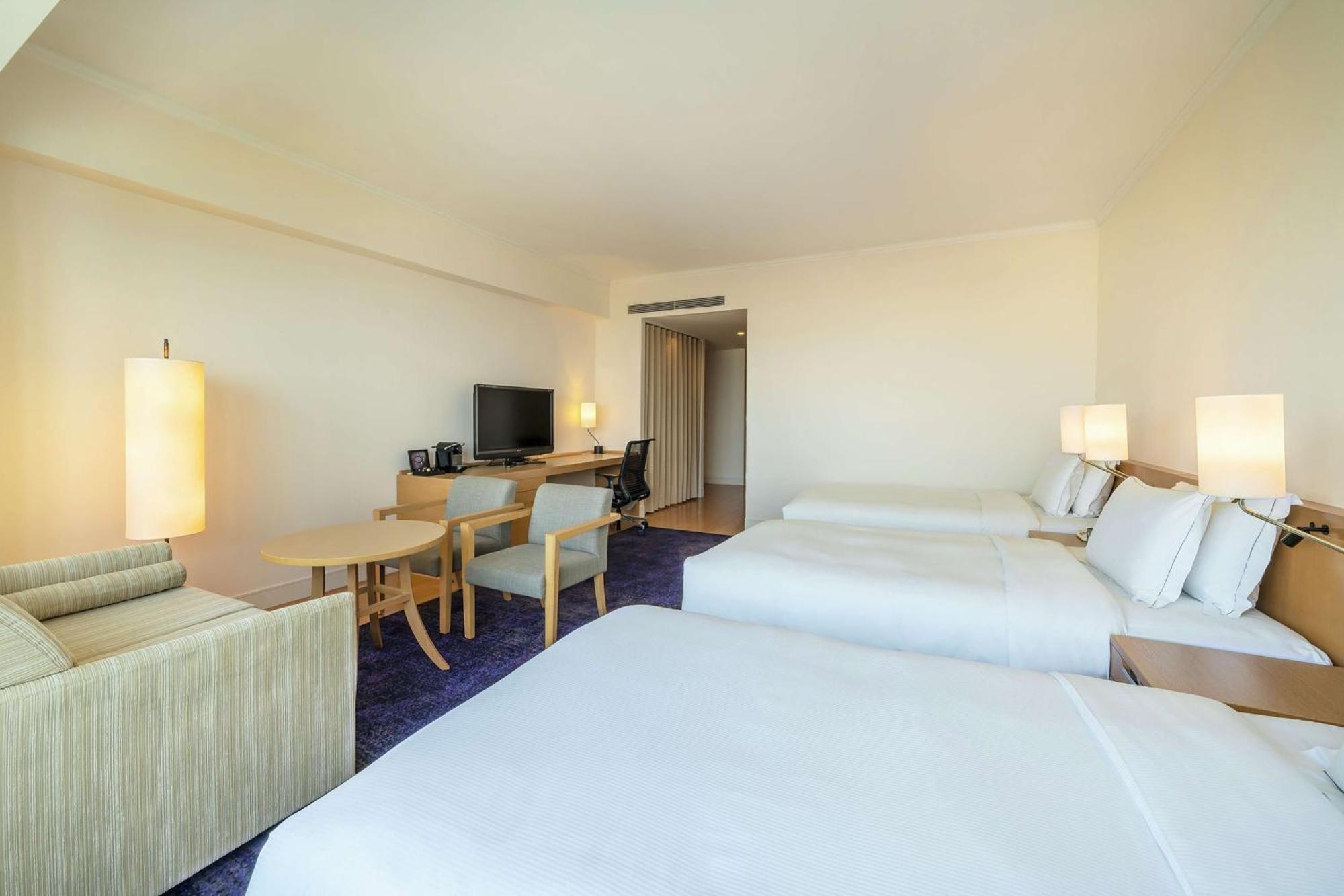 Hilton Sea Hawk Hotel