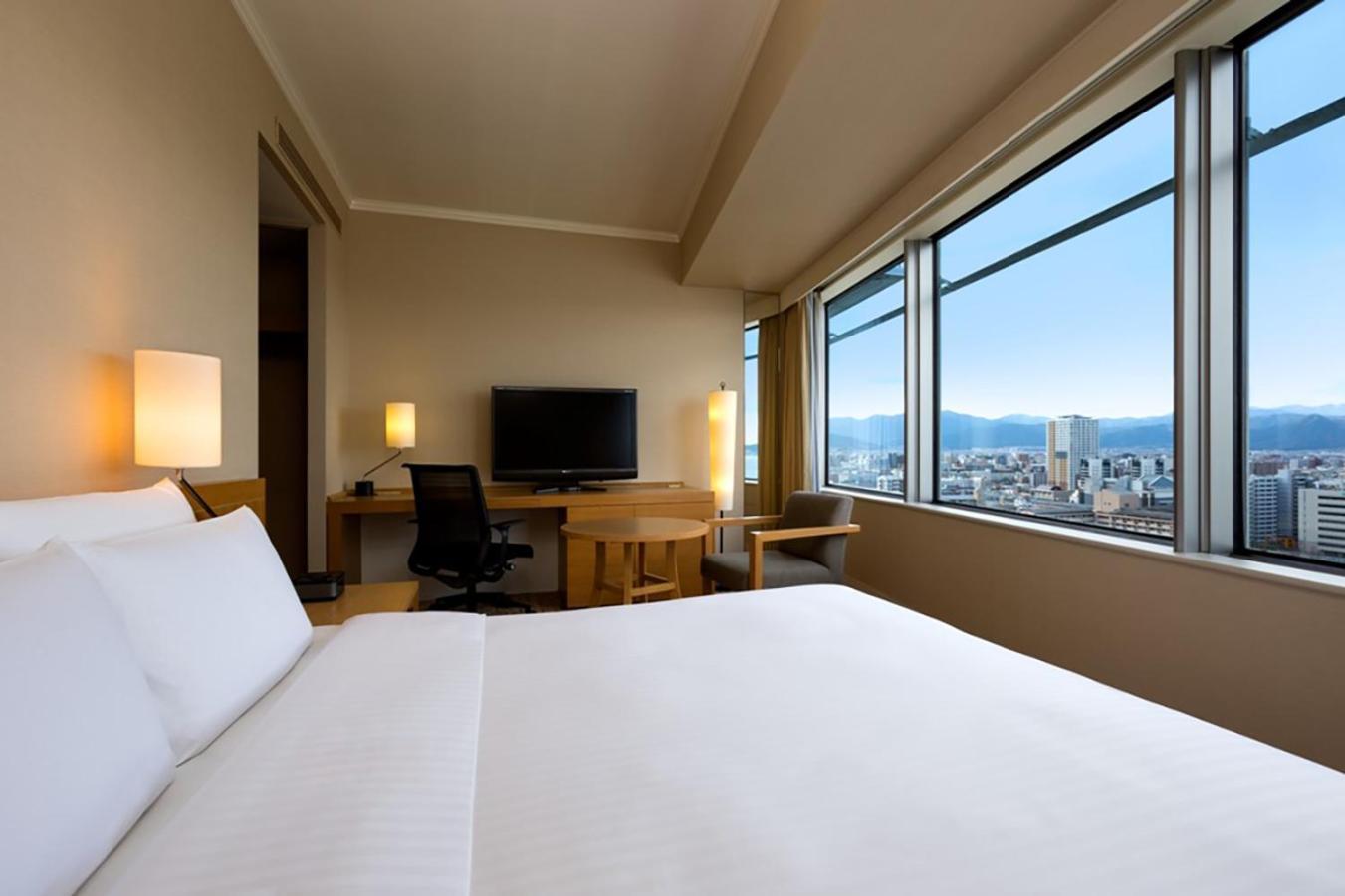 Hilton Sea Hawk